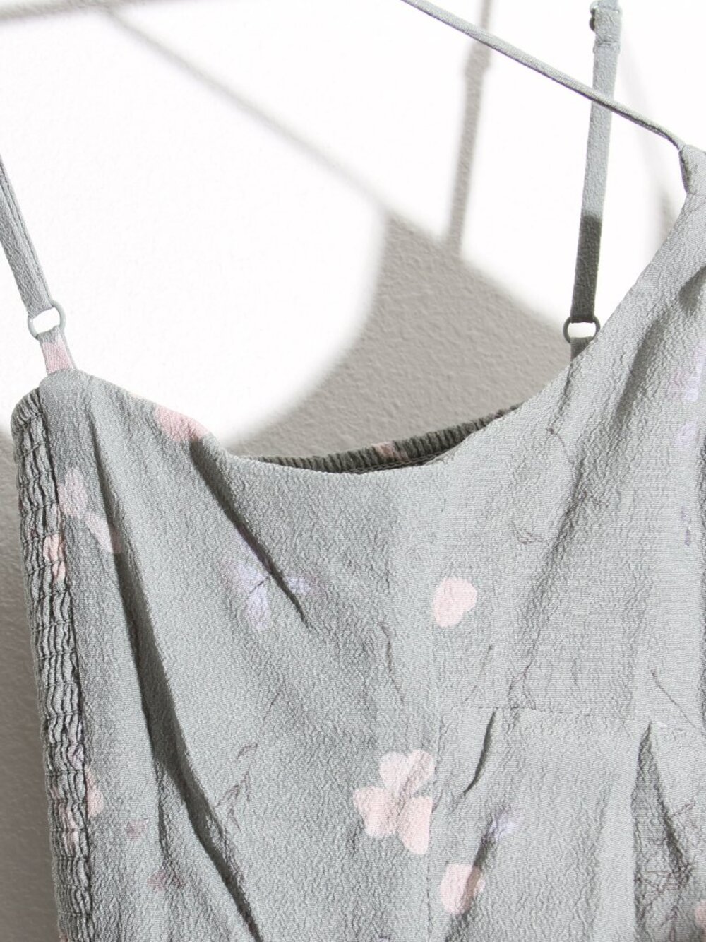 Aritzia Wilfred Bellow Mini Dress Sage Frost Green Heirloom Pink Floral Size 6 - Picture 6 of 13